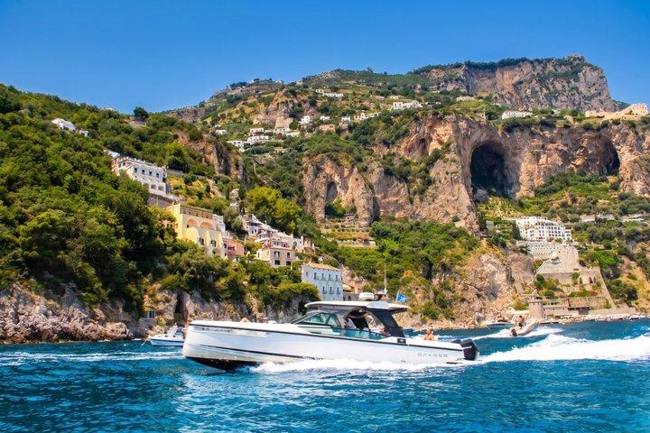 Fra Rom: Amalfikysten Cruise, Positano, Ravello & Seaside Lunch