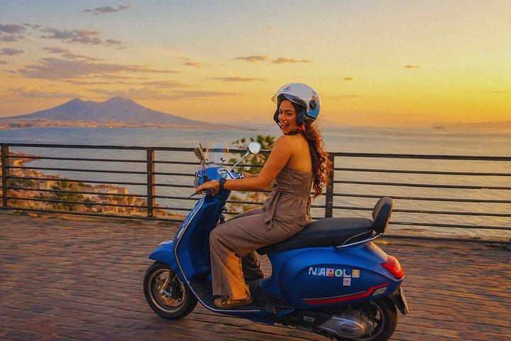 2 Hours Vespa Tour at Sunset in Naples