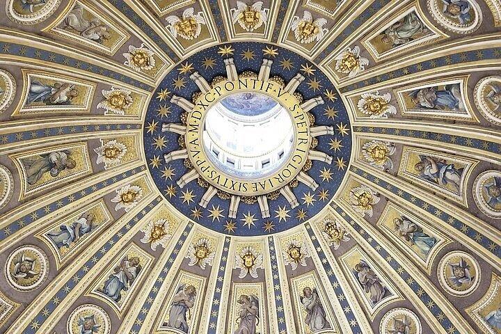 St Peter Basilica Tour with Digital Audio Guide