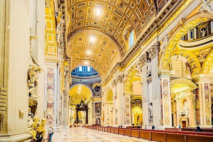 St Peter Basilica Tour with Digital Audio Guide