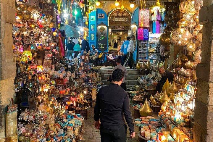 Cairo at night tour with Egyptian traditional Dinner