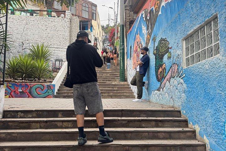 リアル・リマ・ツアー：バリオス、ローカルカルチャー＆フレーバー