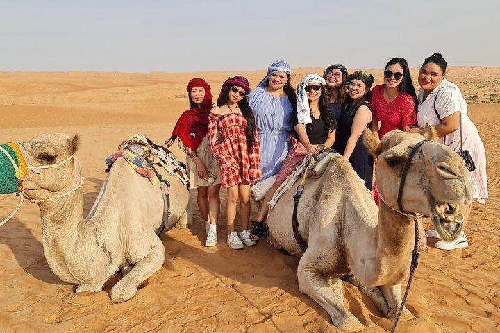Excursion au coucher du soleil à Wadi Bani Khalid et Wahiba Sands