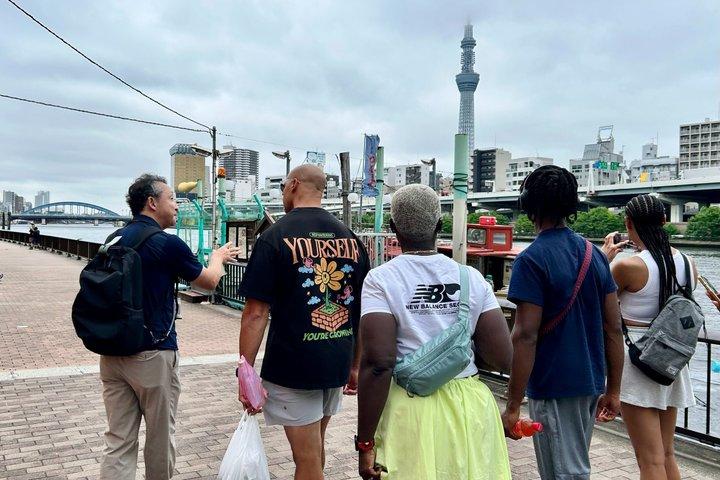 Tokyo: Asakusa Walking Tour -Sumida River to Senso-ji Temple