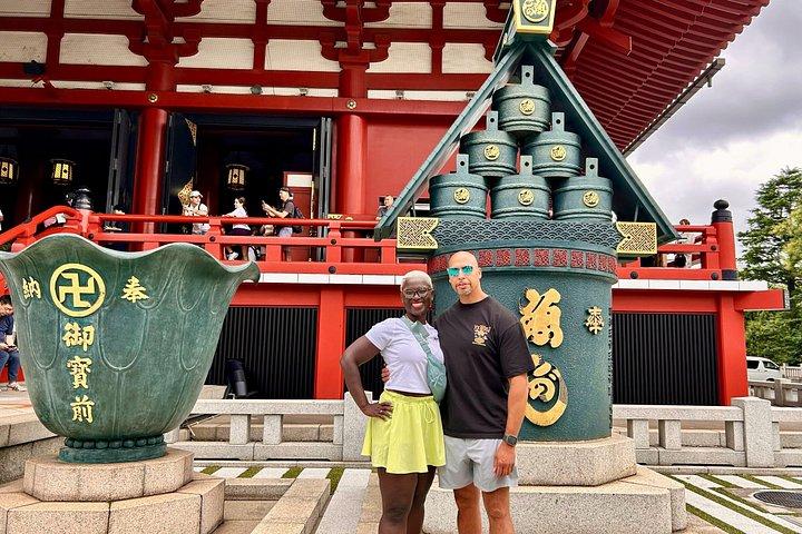 東京 : 浅草散策ツアー 隅田川から浅草寺へ