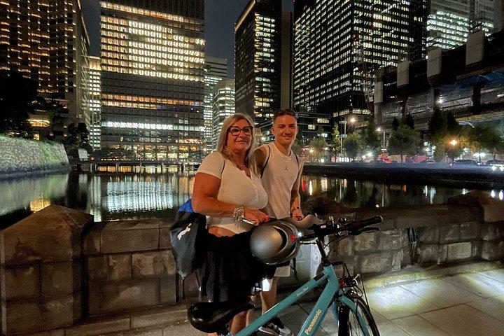 東京タワーエリア 3時間ガイド付きEバイクツアー