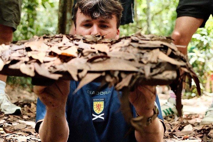 Privé : Tunnels de Cu Chi et Musée des vestiges de guerre avec OG Saigonese