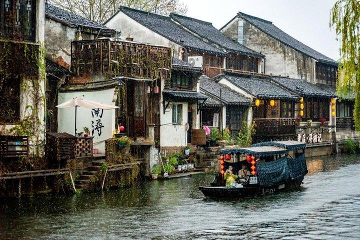 ランタンクルーズとマナーツアー烏鎮と南迅鎮