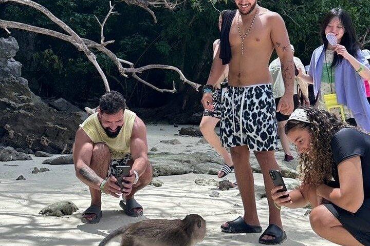 ピピ島とカイ島日帰りシュノーケリングとアイランドファン
