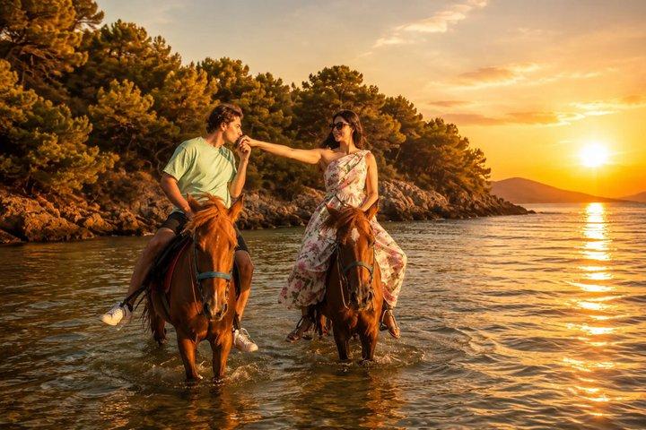 Paseo a caballo en la playa con opción de puesta de sol