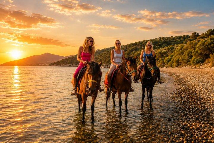 Paseo a caballo en la playa con opción de puesta de sol