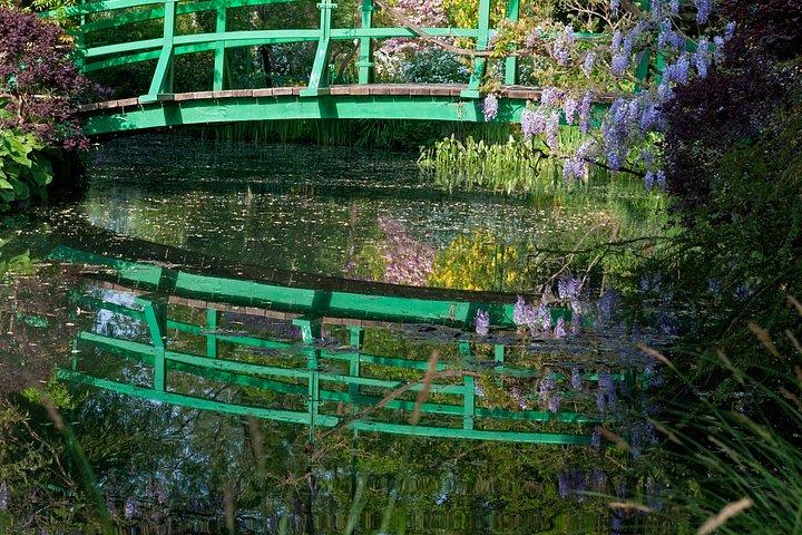 パリからの送迎付きジヴェルニー モネの庭園入場券
