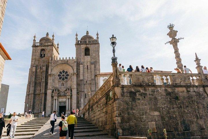 O melhor do passeio a pé de Porto Experiência de pequeno grupo e Guia local