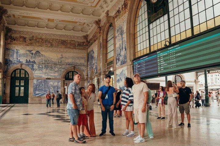 O melhor do passeio a pé de Porto Experiência de pequeno grupo e Guia local