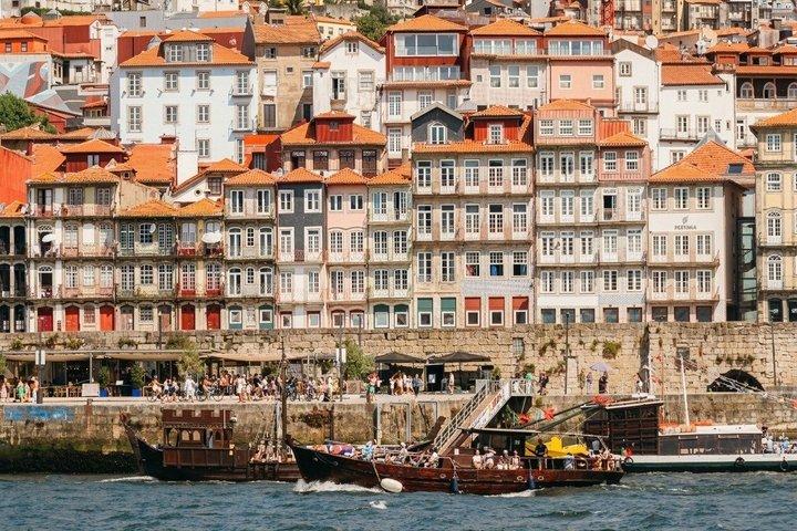 Experiência de 3 horas de Old Town Riverside Bike Tour em Porto