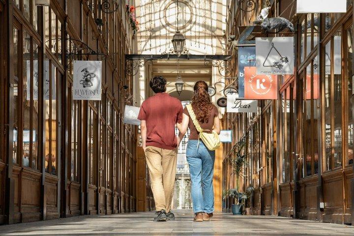 Tour a piedi dei passaggi di Parigi: segreti scoperti con guida locale