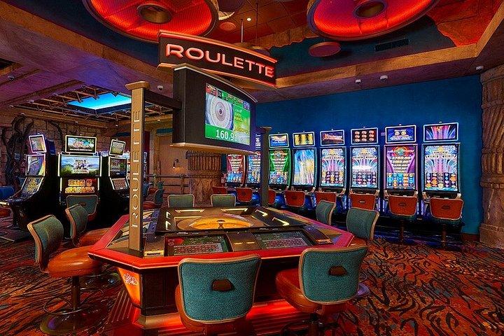 コーラルクリフカジノとゲームラウンジ