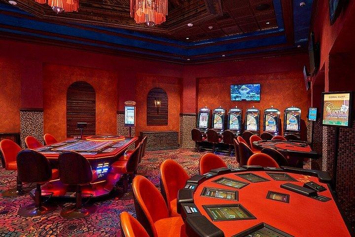 コーラルクリフカジノとゲームラウンジ
