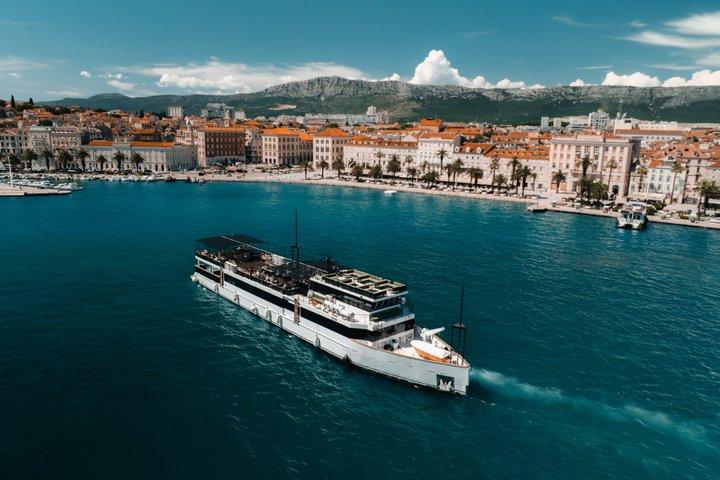 Boat Party Split