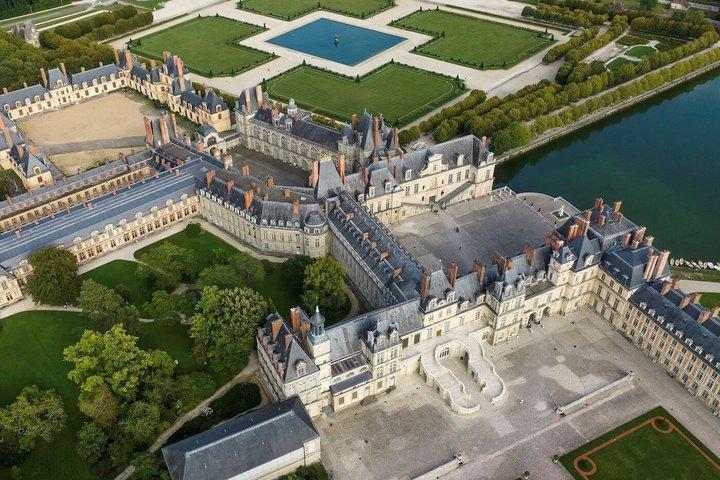 Vanuit Parijs Dagtrip met gids naar Château de Fontainebleau en de tuinen