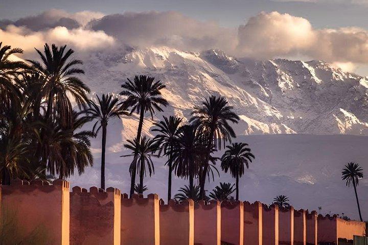 Excursão pelas Montanhas Atlas a partir de Marrakech com um Guia