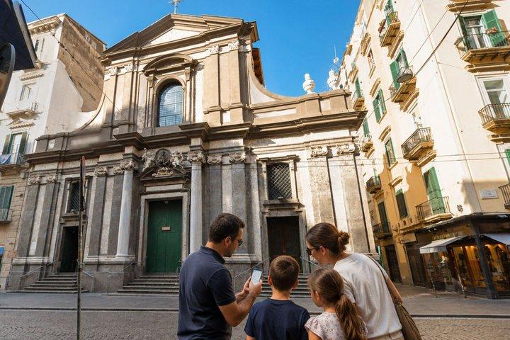 Naples chasse au trésor & Highlights visite à pied autonome