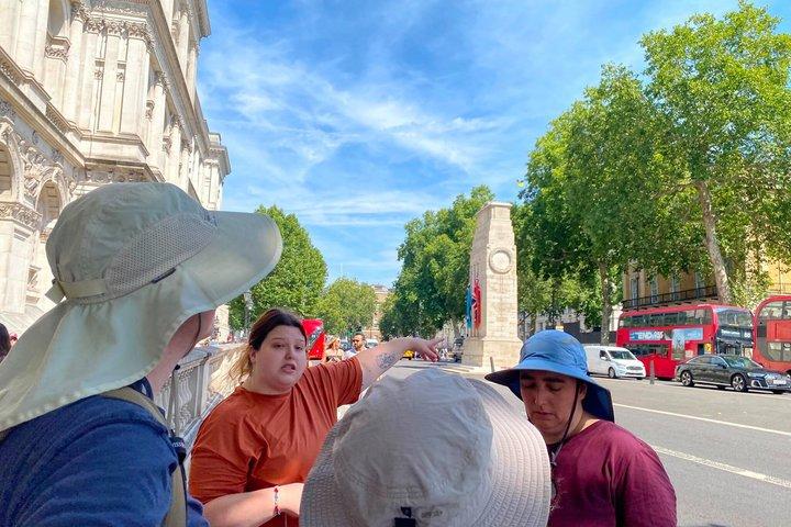 ロンドンで現地エキスパートガイドによる衛兵交代式