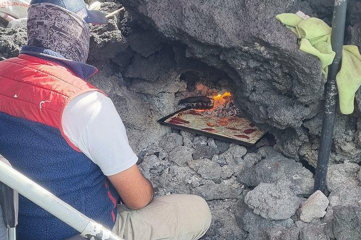 アンティグア発パカヤ火山日帰り旅行