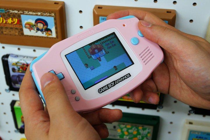 Tokyo: Game Boy Mod Workshop in Akihabara (Original/Advance)