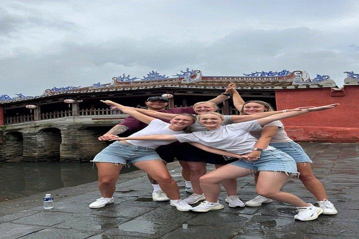 ダナン：ホイアン旧市街ツアー、ナイトマーケット＆ボートライド