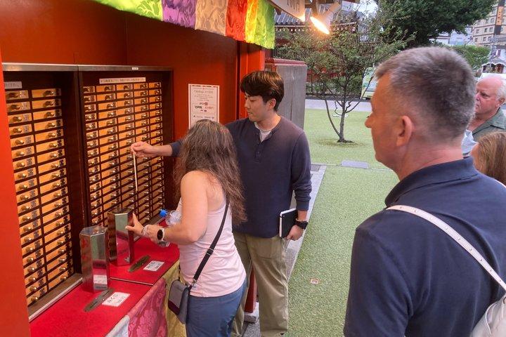 Det bästa av Tokyo Private Custom Tour: Tsukiji, Asakusa & Meiji-jingu