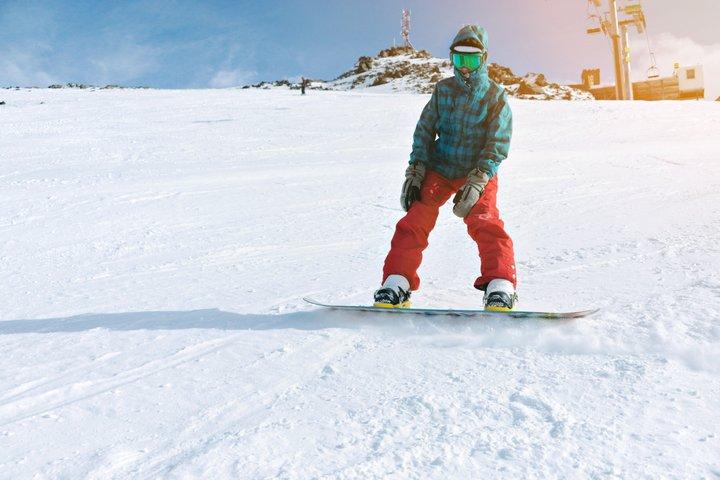 Fujiyama Snow Resort Yeti Winter Ski Day Tour from Tokyo Japan