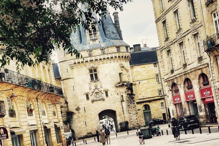 ビヨンド・ボルドー・ウォーキング・ツアー:知られざる物語&地元の伝説