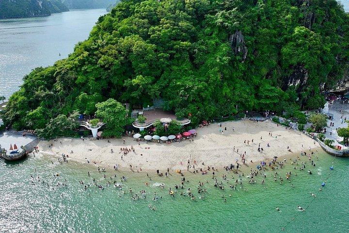 ハノイ発：ヘラクレスクルーズ付きプレミアムハロン湾日帰り旅行