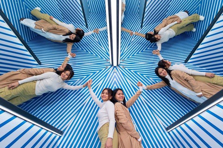 Museum of Illusions Montreal Admission Ticket