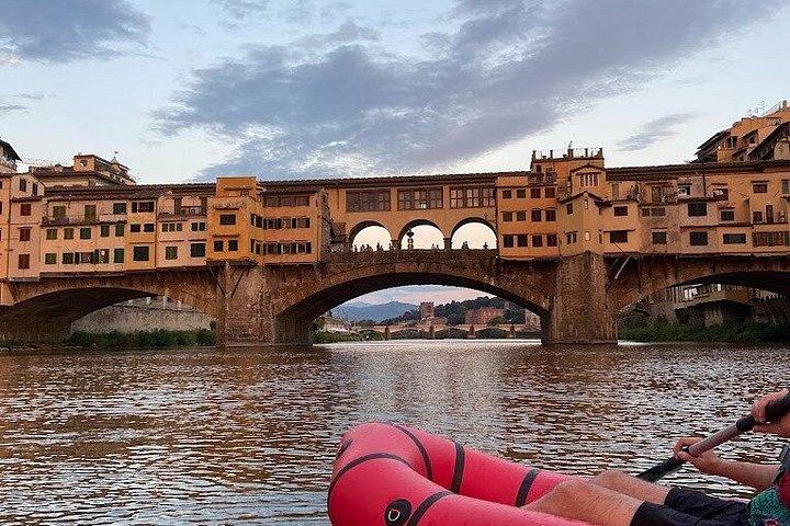 Kayak Soft in Florence under the Pontevecchio Arches
