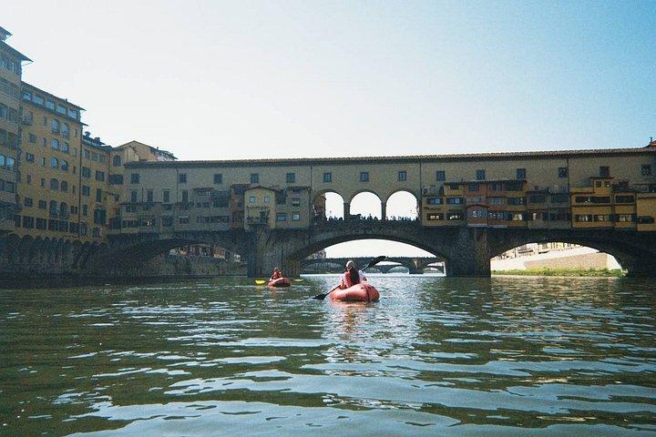 Kayak Soft in Florence under the Pontevecchio Arches