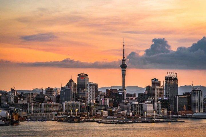 Hoteller i nærheden af Auckland Sunset Harbour Cruise