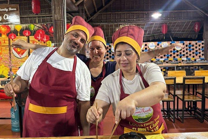 Hoi An Cooking Class with Market Visit
