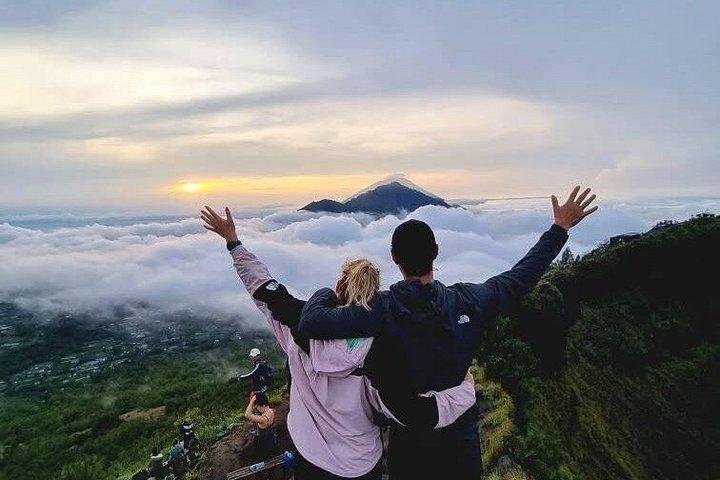 Mount Batur Sunrise Trekking All Inclusive con prelievo in hotel