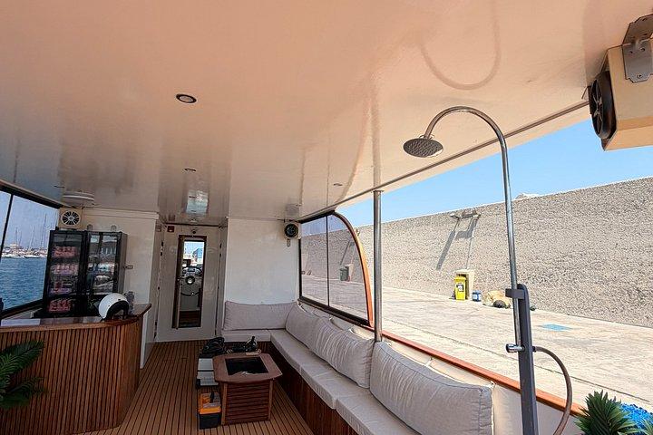 From Rhodes: Small-Group Cruise with Lunch & Drinks
