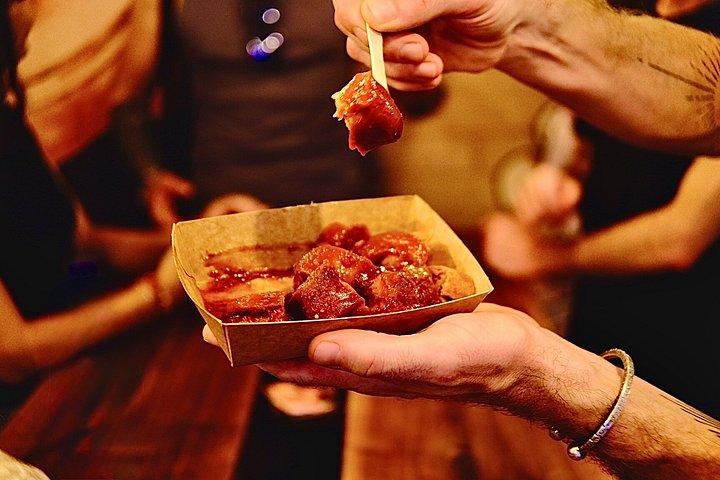 ベルリン : 7つの本格的な地元の味が楽しめるミッテ地区フードツアー