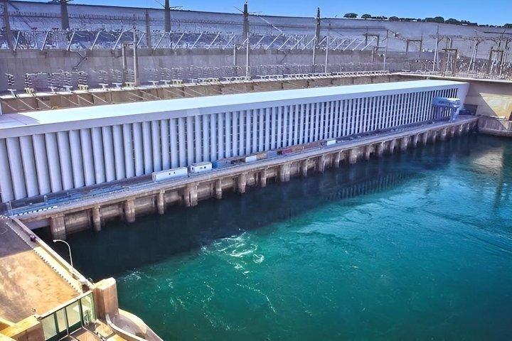 フィラエ寺院を訪れるアスワンデイツアー、アスワンの未完のオベリスクとハイダム