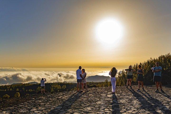 テネリフェ：テイデ山ガイド付きバギーツアー 3時間 | 日中または夕暮れ時