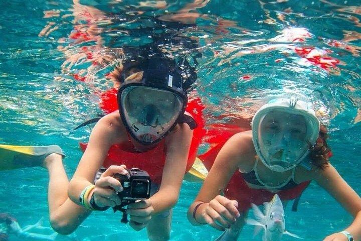 パーティボートツアー – プンタカナでのオールインクルーシブ・カタマランアドベンチャー
