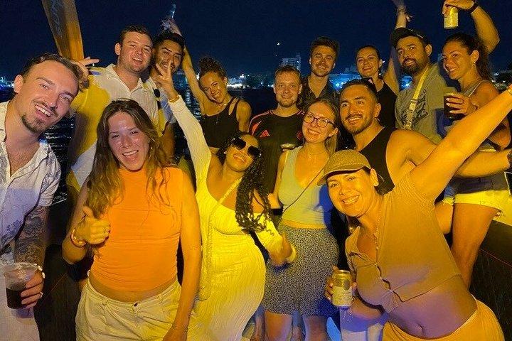 Fiesta en barco
