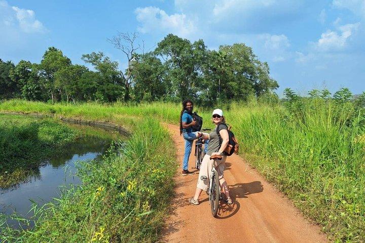 マウンテンバイクグループツアーアヌラーダプラ＆仏教との歴史