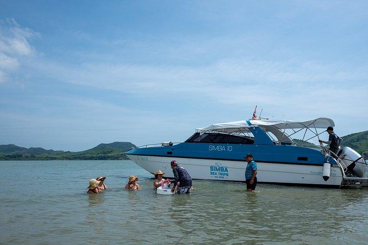 プーケット発パンガー湾プライベートスピードボート全日チャーター