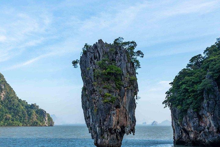 プーケット発パンガー湾プライベートスピードボート全日チャーター