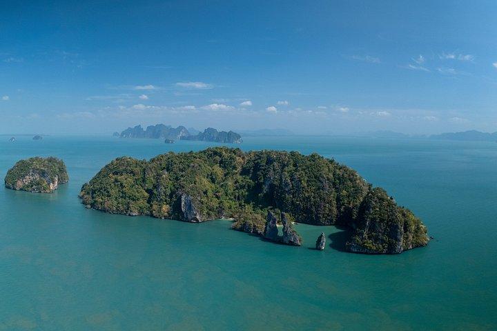 プーケット発パンガー湾プライベートスピードボート全日チャーター